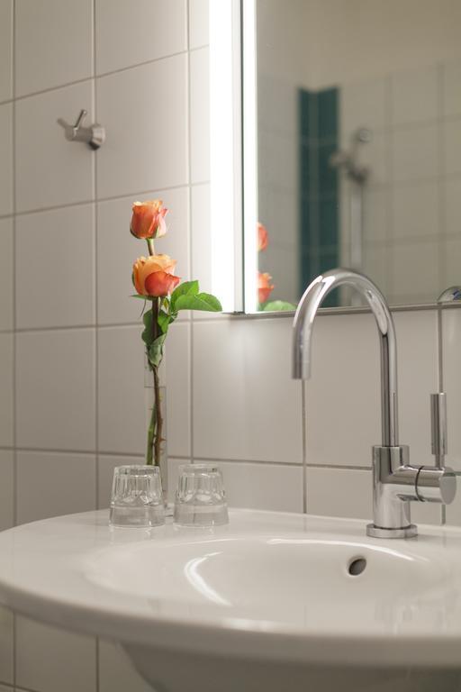 Business & Art Hotel Markgraf Emmendingen Quarto foto